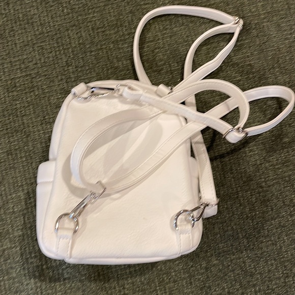 Zara Basics white small backpack - Picture 5 of 9